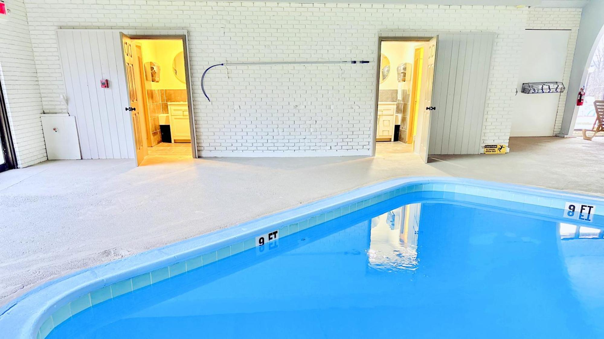Days Inn By Wyndham Rutland/Killington Area Bagian luar foto