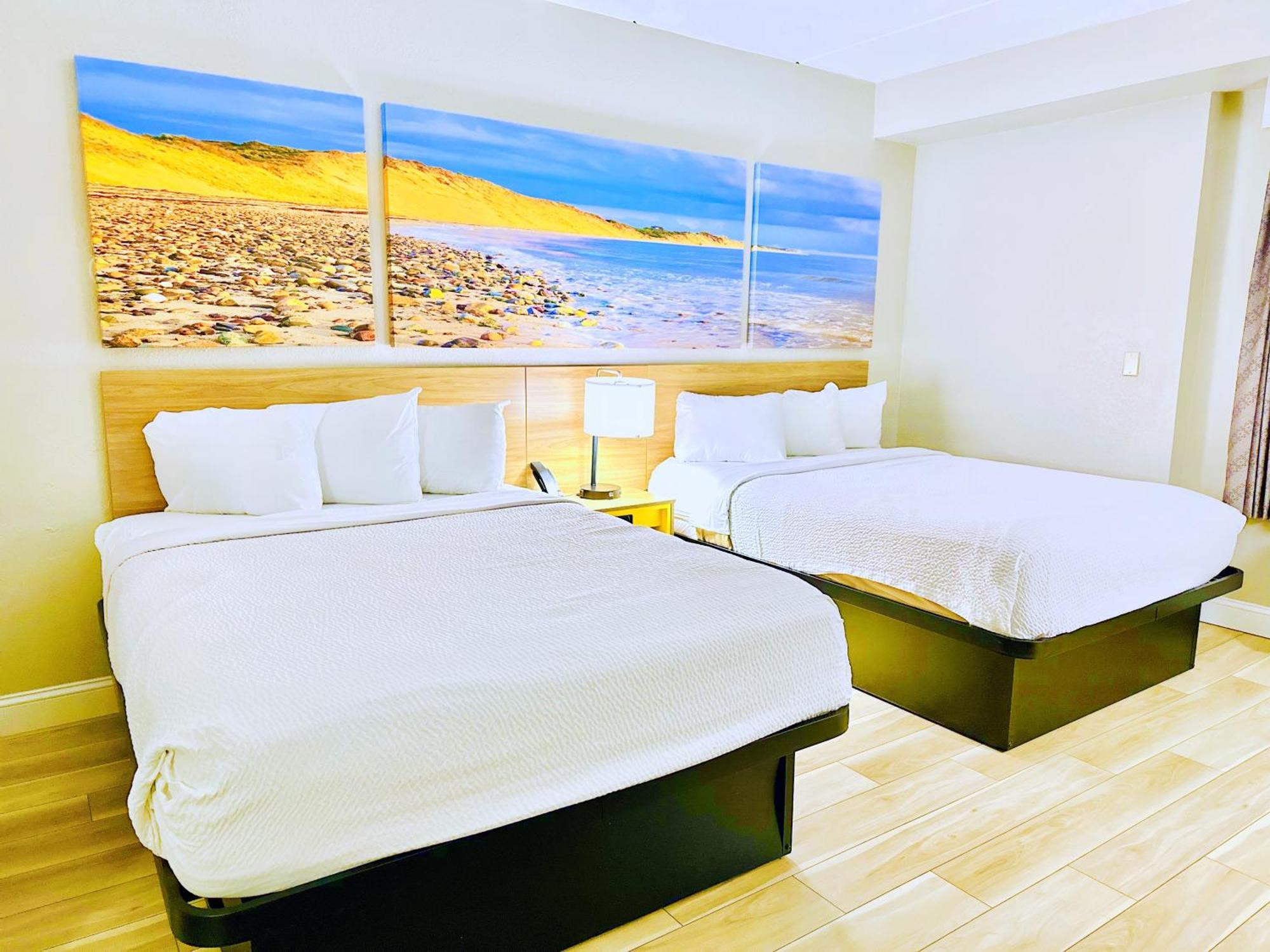 Days Inn By Wyndham Rutland/Killington Area Bagian luar foto